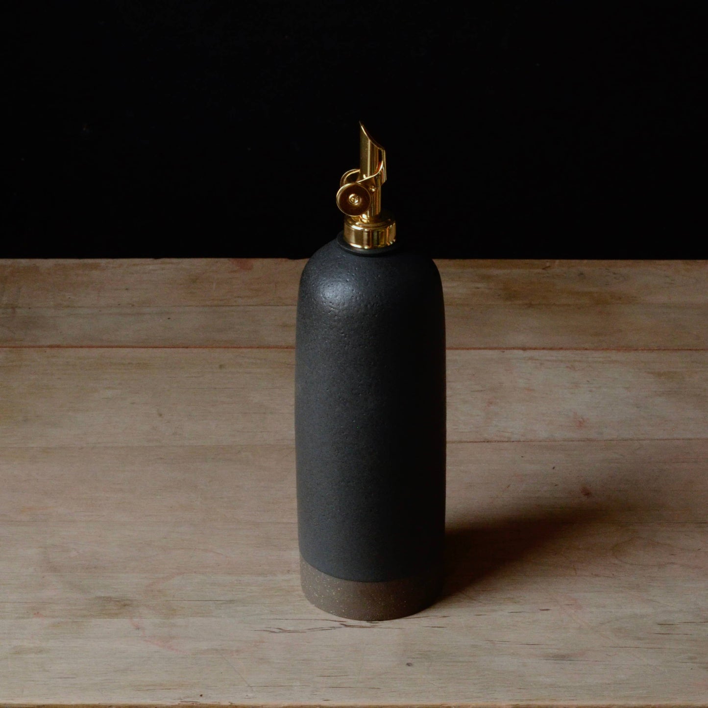 Oil Bottle - Black - 22 Ounces