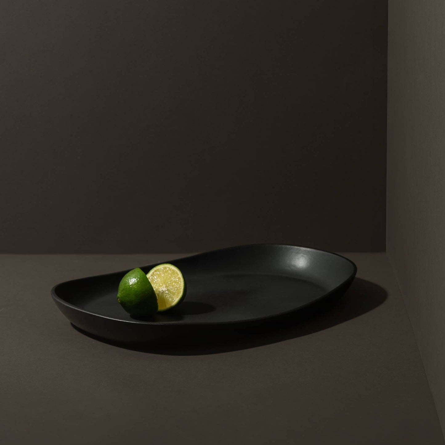 Stoneware Serving Platter | Matte Black