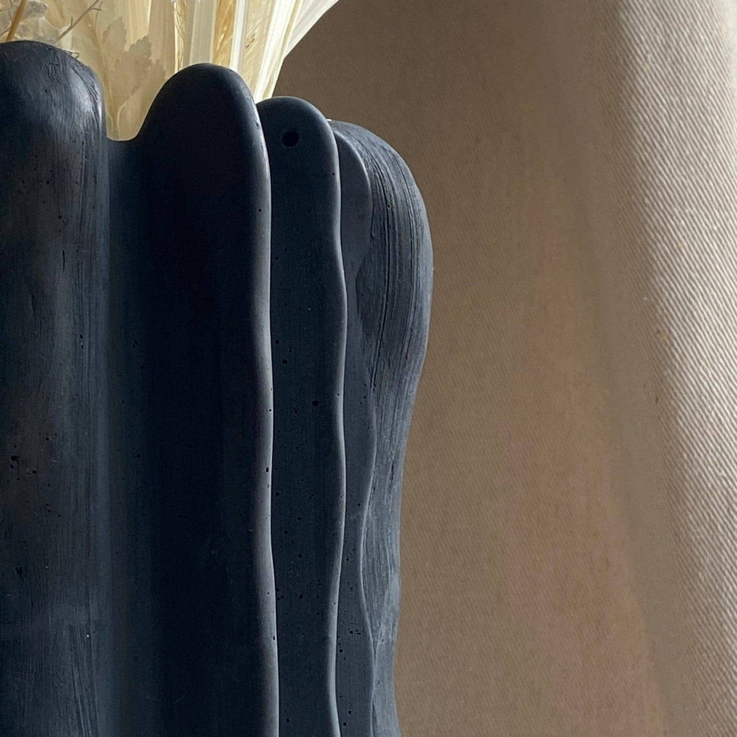 Sculpted Concrete Vase | Black