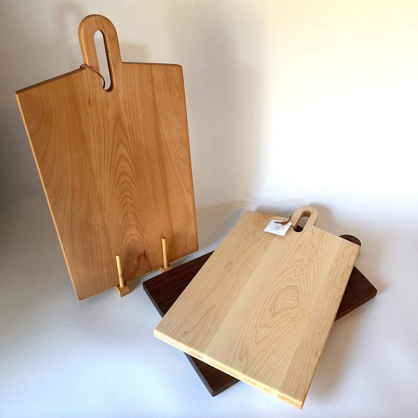 Modern Handled Rectangle Cutting Board | Large