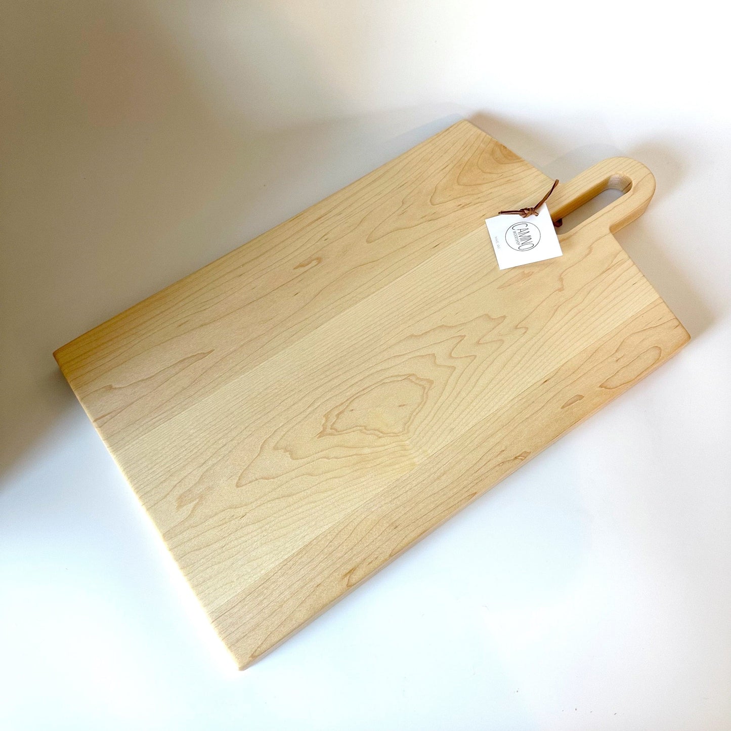 Modern Handled Rectangle Cutting Board | Large